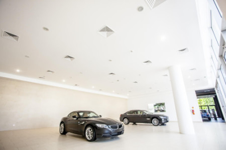 DBQ-Showroom-BMW-Casablanca2.jpg